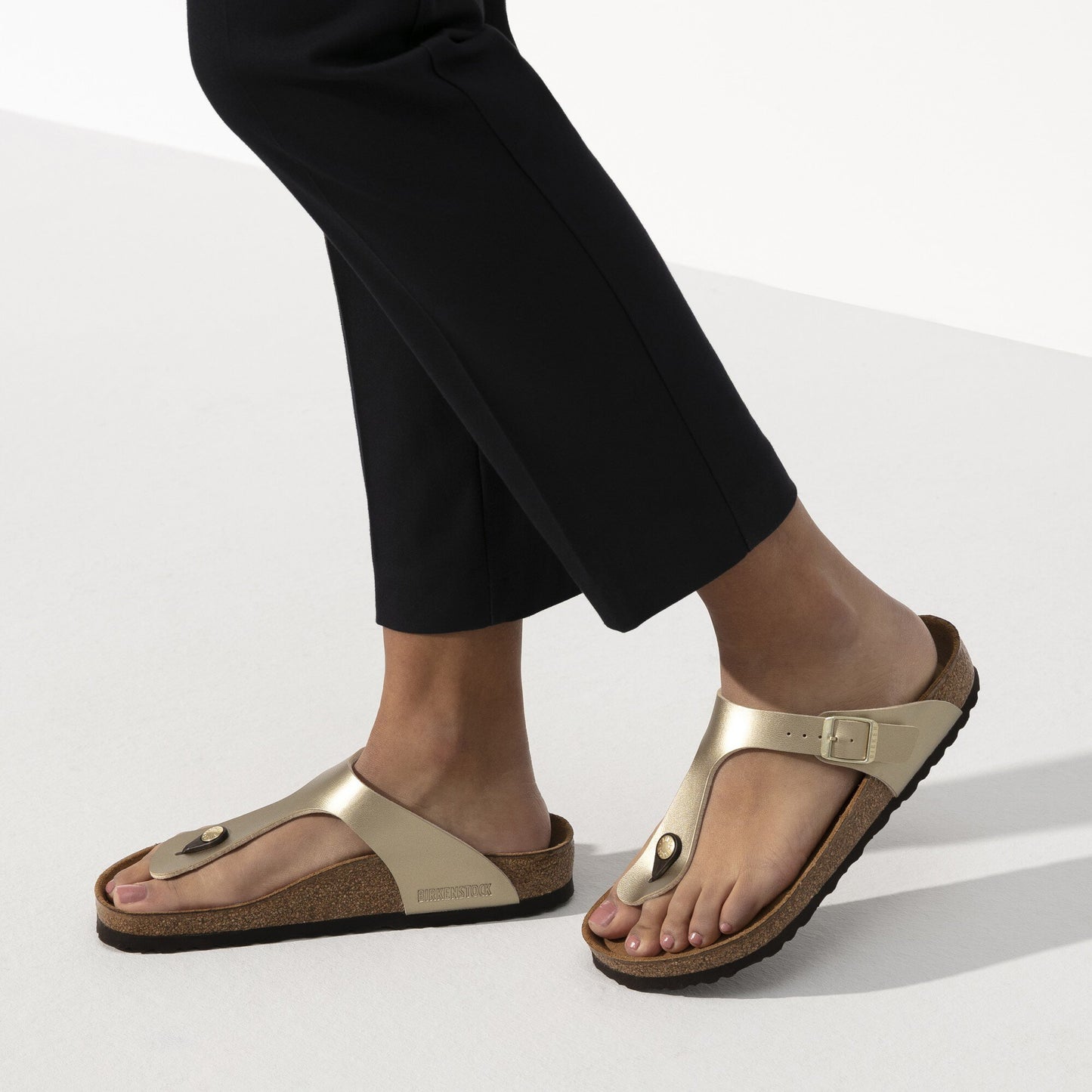 Birkenstock Gizeh ( Gold )