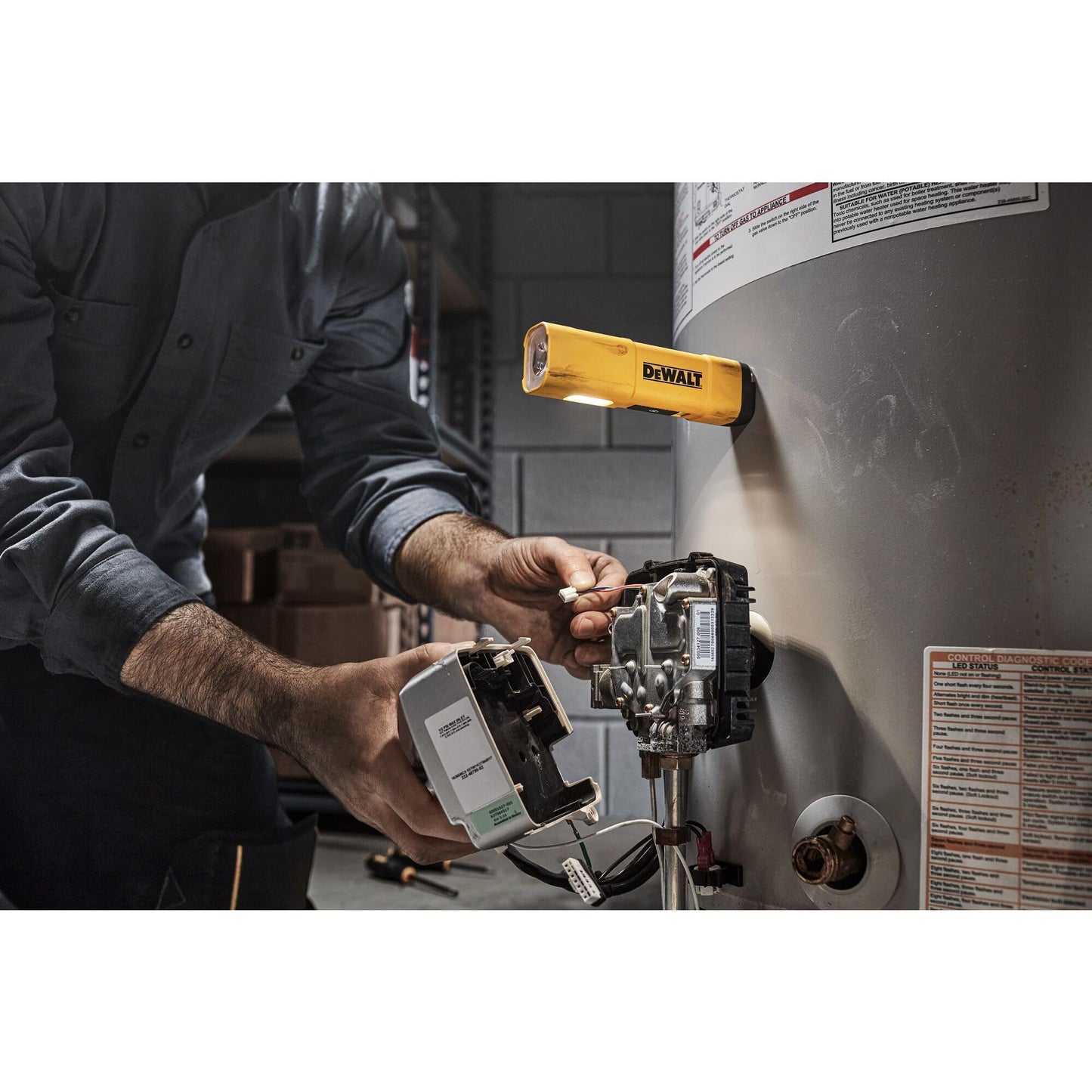DEWALT LED Flashlight, USB-C Rechargeable, Magnetic Jobsite Light (DCL183)
